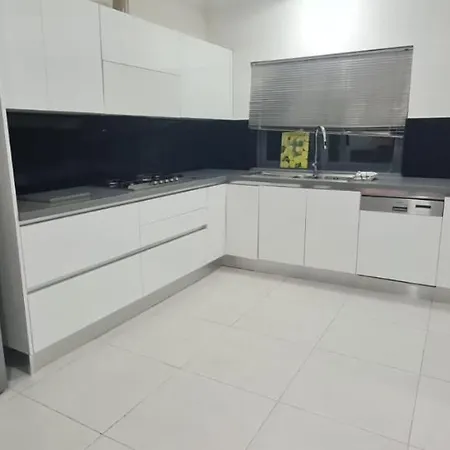 Apartman La Casa Cartago *