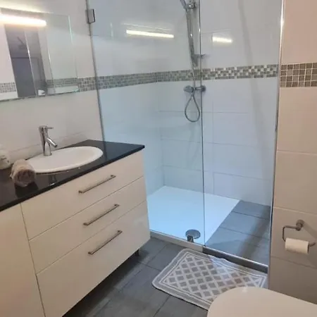 Apartman La Casa Cartago *